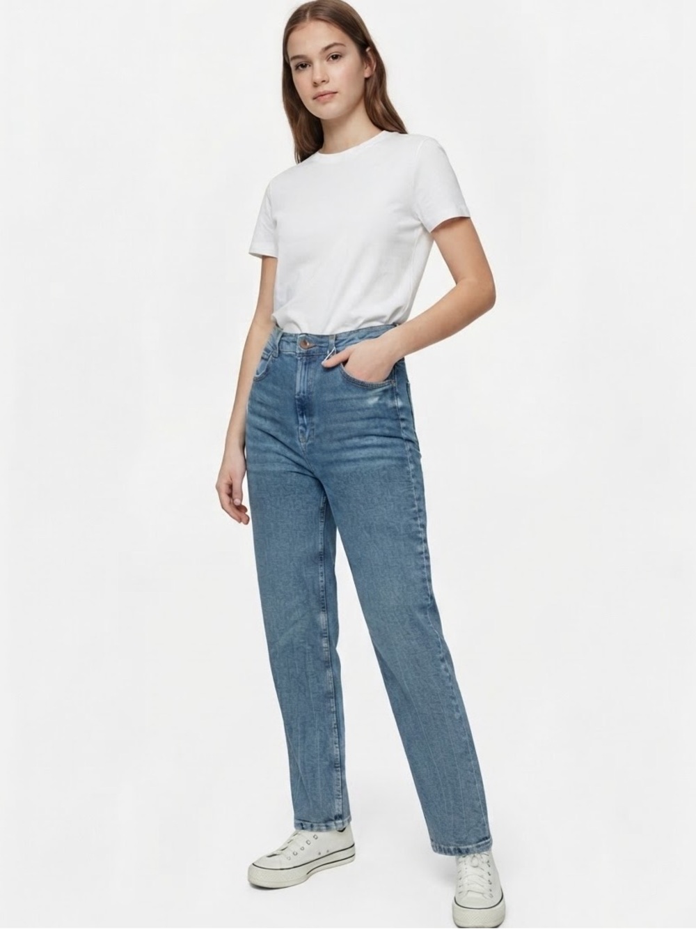 Bershka Denim Mom Slim Jeans